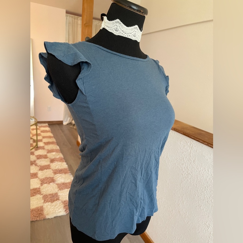 Loft ruffle sleeve top